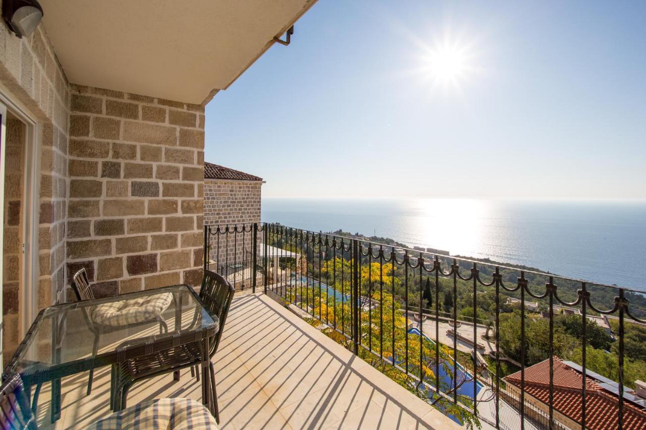 Olive Resort Krstac 外观 照片